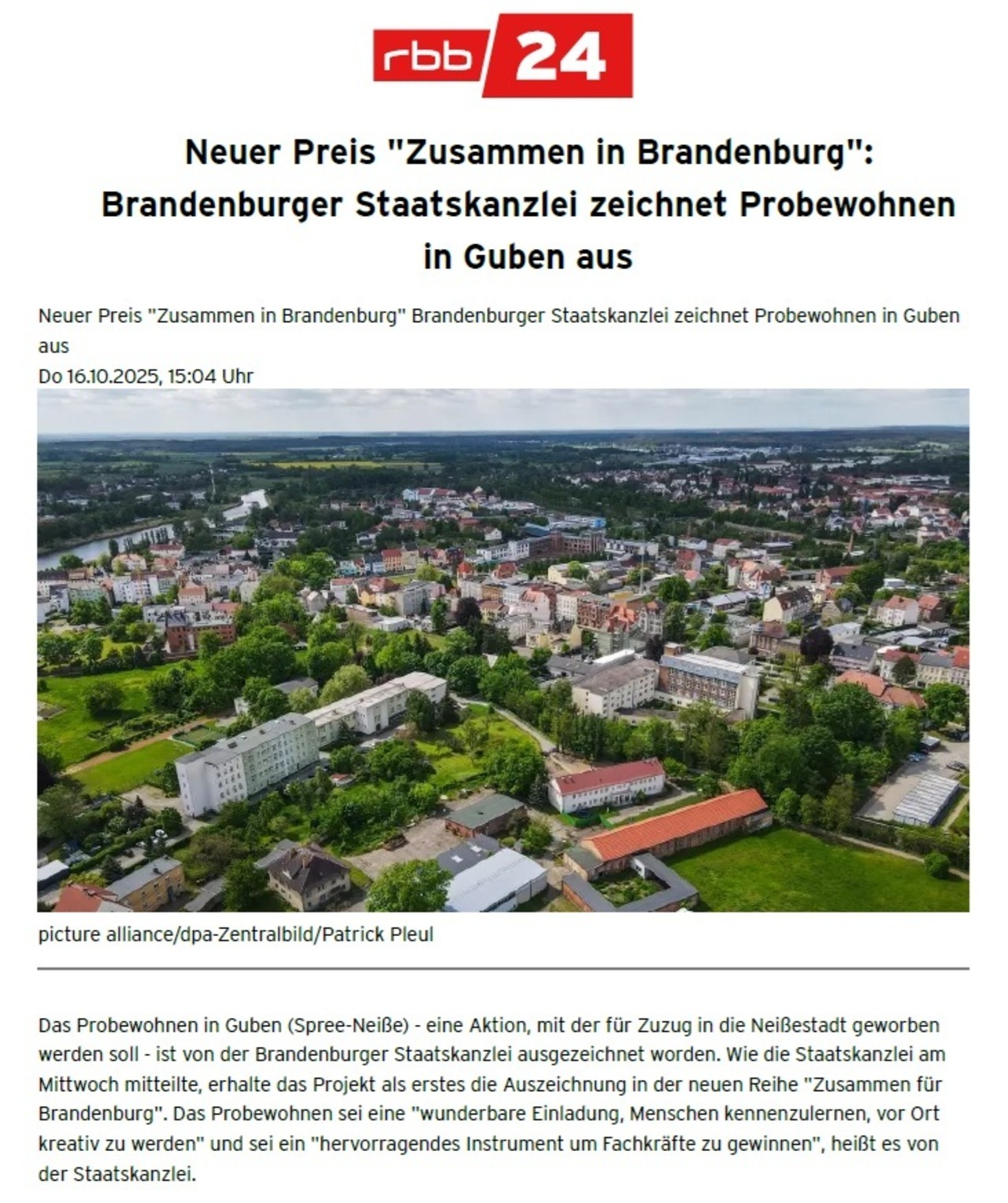 Artikel rbb24 Auszeichnung der Staatskanzlei Brandenburg durch dieChefin der Staatskanzlei Frau Schneider für 